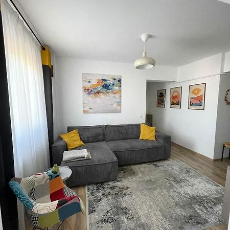 Cozy Apartment - Near Airport And Palas Mall Iasi Luaran gambar